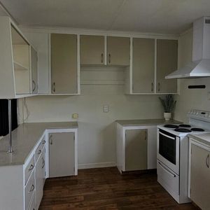 18 Dover Road - Photo 2