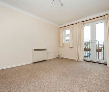 1 bedroom flat to rent Woodhouse Close, Cirencester - Photo 1