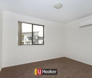 2 Bedroom Townhouse In Central Location - Photo 3