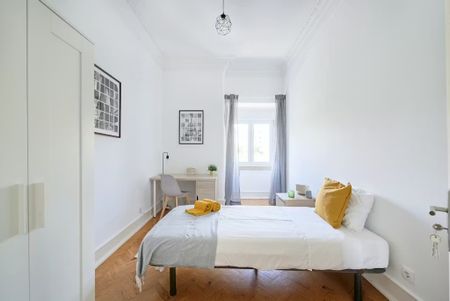 Alameda Dom Afonso Henriques, Lisbon, Lisbon 1000-123 - Photo 4