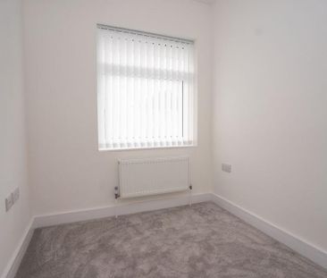 3 bedroom terraced house to rent - Photo 6