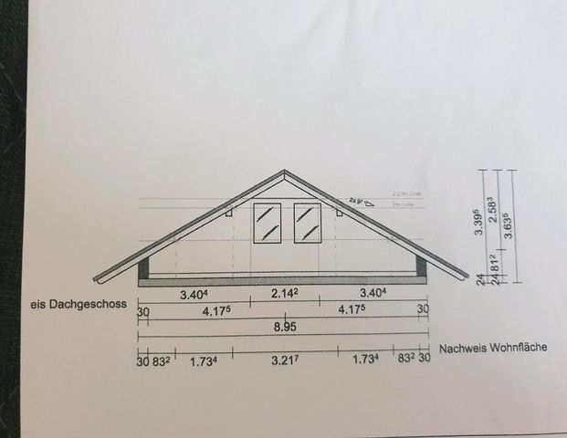 Helle 1,5-Zimmer- Dachgeschosswohnung in ruhiger Lage - Foto 1