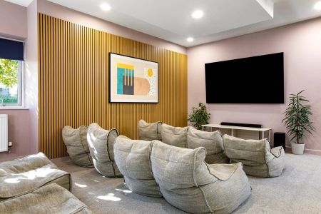 Medium High Double Ensuite - Photo 4