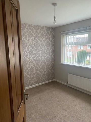 2 bedroom townhouse to rent - Photo 3