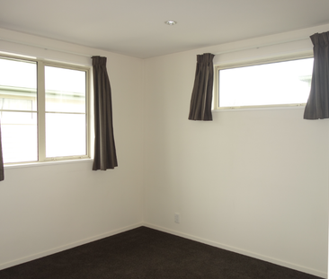 3 Bedroom Insulated Modern Townhouse in Central City - Photo 4 | Rentumo