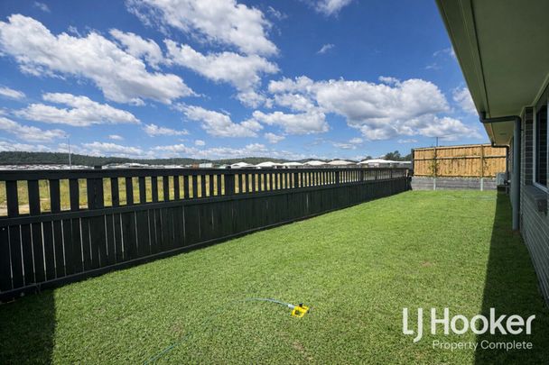 Brand New in White Rock - Easy Access to Centenary Highway - Photo 1