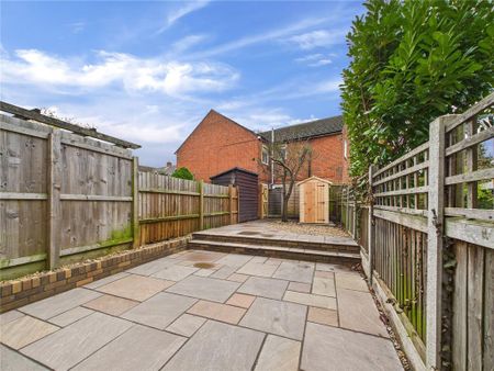 2 bedroom terraced house to rent - Photo 3