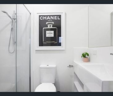 Low Maintenance Living! - Photo 2