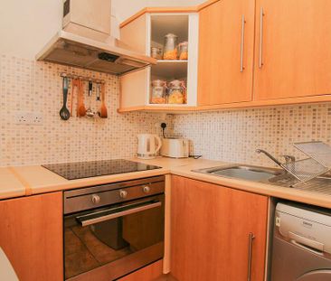 1 bedroom flat to rent - Photo 3