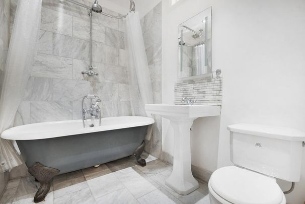 6 bedroom house to rent - Photo 1