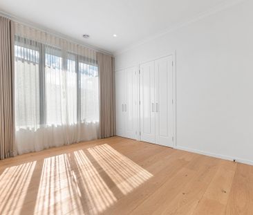 2 Milne Street, MITCHAM - Photo 4