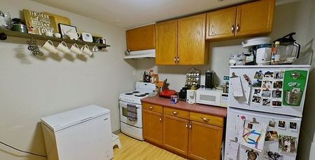 132 Kortright Rd W • Lower Unit, Guelph - Photo 5