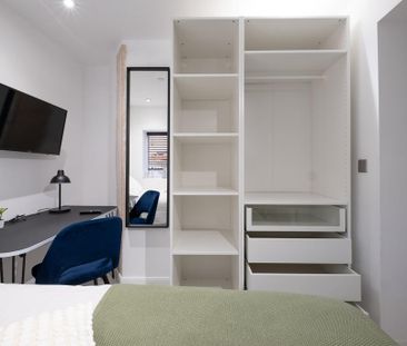2 bedroom flat to rent - Photo 5