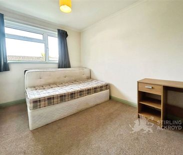 Guildford Park Avenue, Guildford, Surrey, GU2 7NH - Photo 1