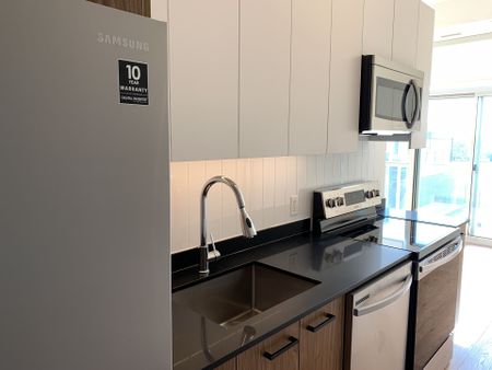 For Lease - 192 Bronson Avenue Unit# 702, West Centre Town, Ontario - Photo 2