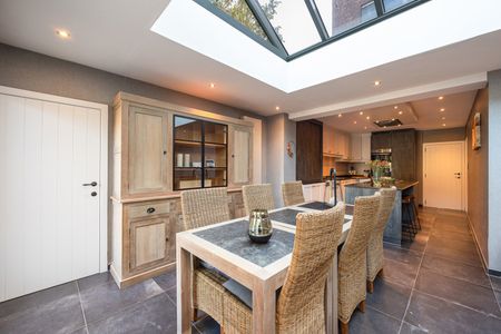 HANDELSRUIMTE MET RUIME WOONST - Foto 4