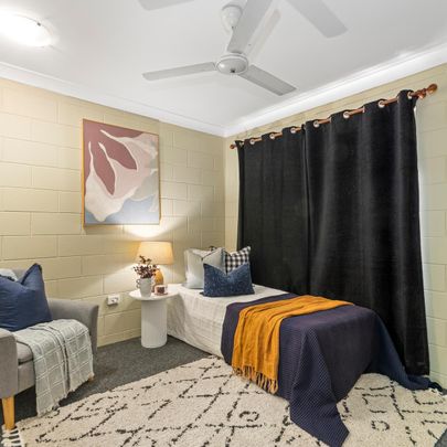 Spacious Family Retreat in Kirwan! - Photo 1