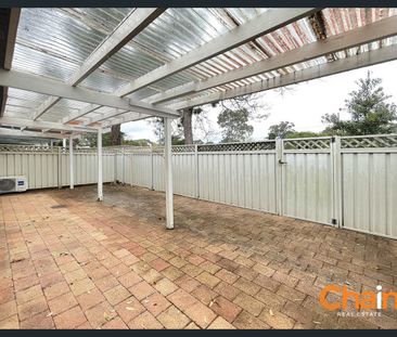 Bright & Spacious Full-Brick Townhouse in a Highly Convenient Location - Photo 5