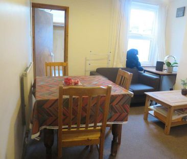 4 bedroom house to rent - Photo 4