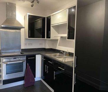 Woodford Way, Witney, OX28 - Photo 1