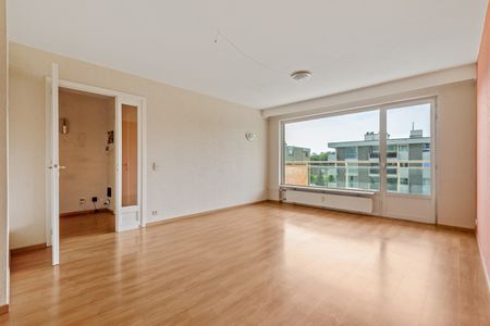 Mooi appartement met 2 slaapkamers en terras te Berchem! - Foto 3