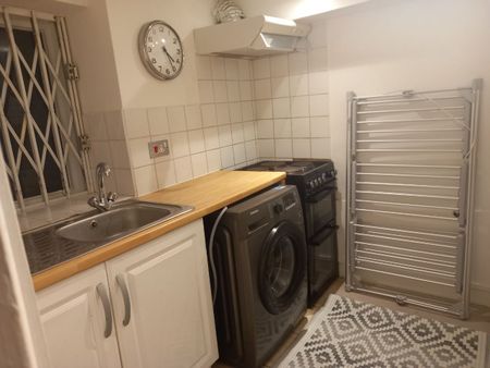 1 Bed Flat, Ornan Rd, NW3 - Photo 5