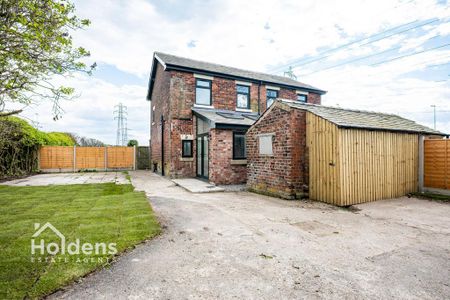 2 bedroom semi-detached house to rent - Photo 2
