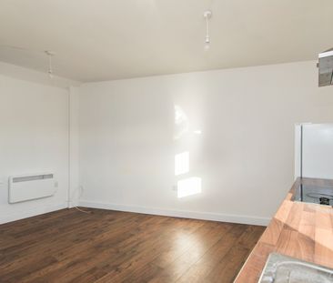 1 Bed Flat, Rifle Street, NG7 - Photo 5