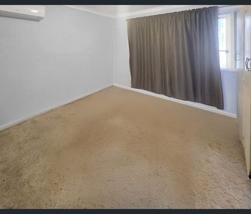 Great Value Family Home - Photo 2