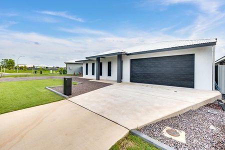 16 Whitegum Crescent, Zuccoli - Photo 4