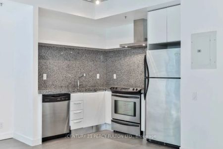 75 Portland Street #105 - Photo 5
