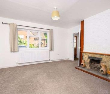 Palm Grove, Guildford, GU1 - Photo 2