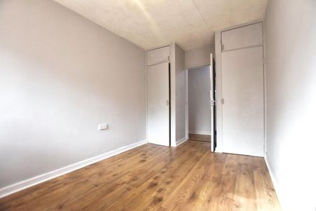End Of Terrace House to rent - Gipsy Road, London, SE27 - Photo 2
