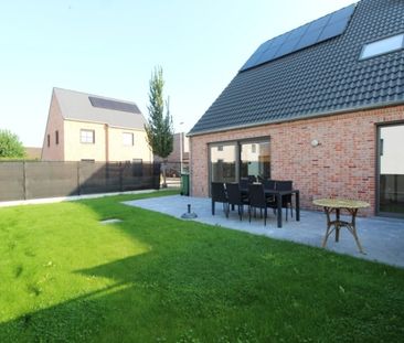 Nieuwbouwwoning op boogscheut van centrum Roeselare te huur - Photo 4