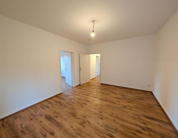 ~ Tolle Etagenwohnung + renoviert + ruhige Lage nah am Kanal ~ - Foto 1