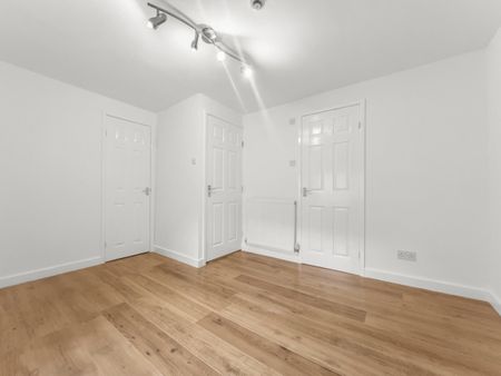 The Stiles, Ormskirk - Photo 5