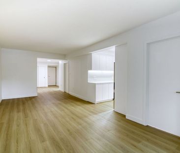 10 Rosemount Avenue, Westmount, QC - Photo 1