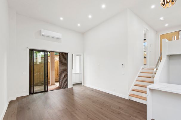 1/29 Lawanna Drive, Templestowe VIC 3106 - Townhouse For Rent | Domain - Photo 1