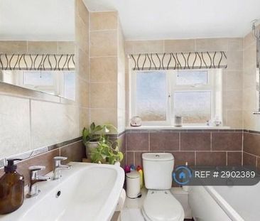 2 bedroom flat to rent - Photo 6