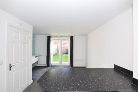 3 bedroom townhouse to rent - Photo 2