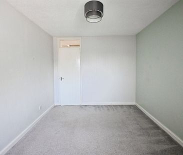 Hawthorn Close - Photo 2