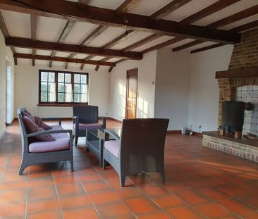 Alleenstaande villa in rustige woonwijk met 2 slaapkamers en garage... - Foto 2