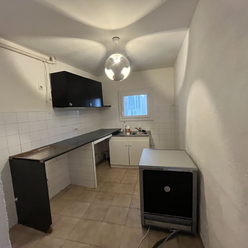 Sommières Hors Centre Piéton - Appartement de type F3 de 54,94m2 en duplex - Photo 1