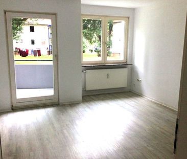 Kurzfristig beziehbare Erdgeschosswohnung mit Balkon - Foto 4