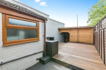 Avondale Road - Photo 3