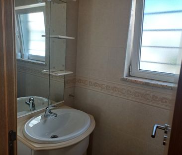 Moradia T2 Arrendamento de Outubro a Maio. Espaço exterior muito ag... - Photo 6