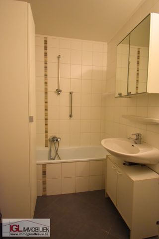 Appartement met 2 slaapkamers, kelder en ondergrondse staanplaats - Photo 3