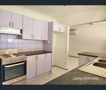 17 North Parade, Mount Druitt, NSW 2770 - Photo 3