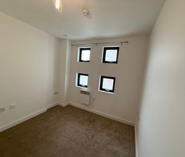 Property For Let - 14 Plaza Boulevard - Photo 6