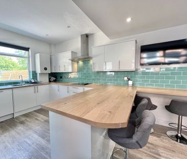 Stunning shared house on Wilderspool Causeway! - Photo 6